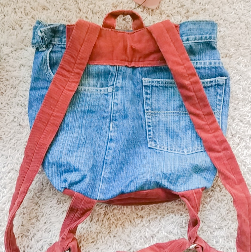 Unique Backpack - Picture 3 of 3